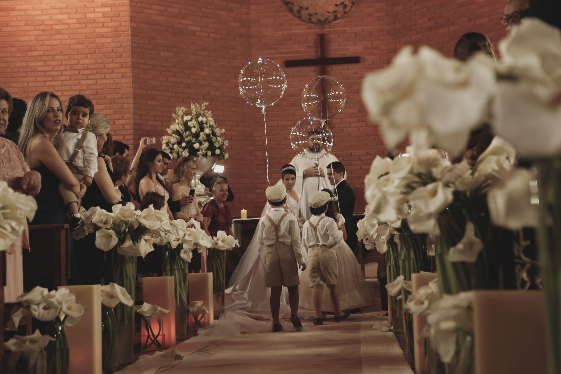 Foto Casamento Eliza e Adriano na Capela da Apae em Ituiutaba Foto Casamento Eliza e Adriano na Capela da Apae em Ituiutaba - Imagem 21