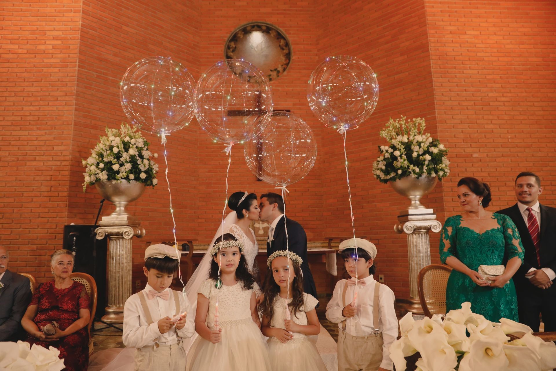 Foto Casamento Eliza e Adriano na Capela da Apae em Ituiutaba Foto Casamento Eliza e Adriano na Capela da Apae em Ituiutaba - Imagem 24