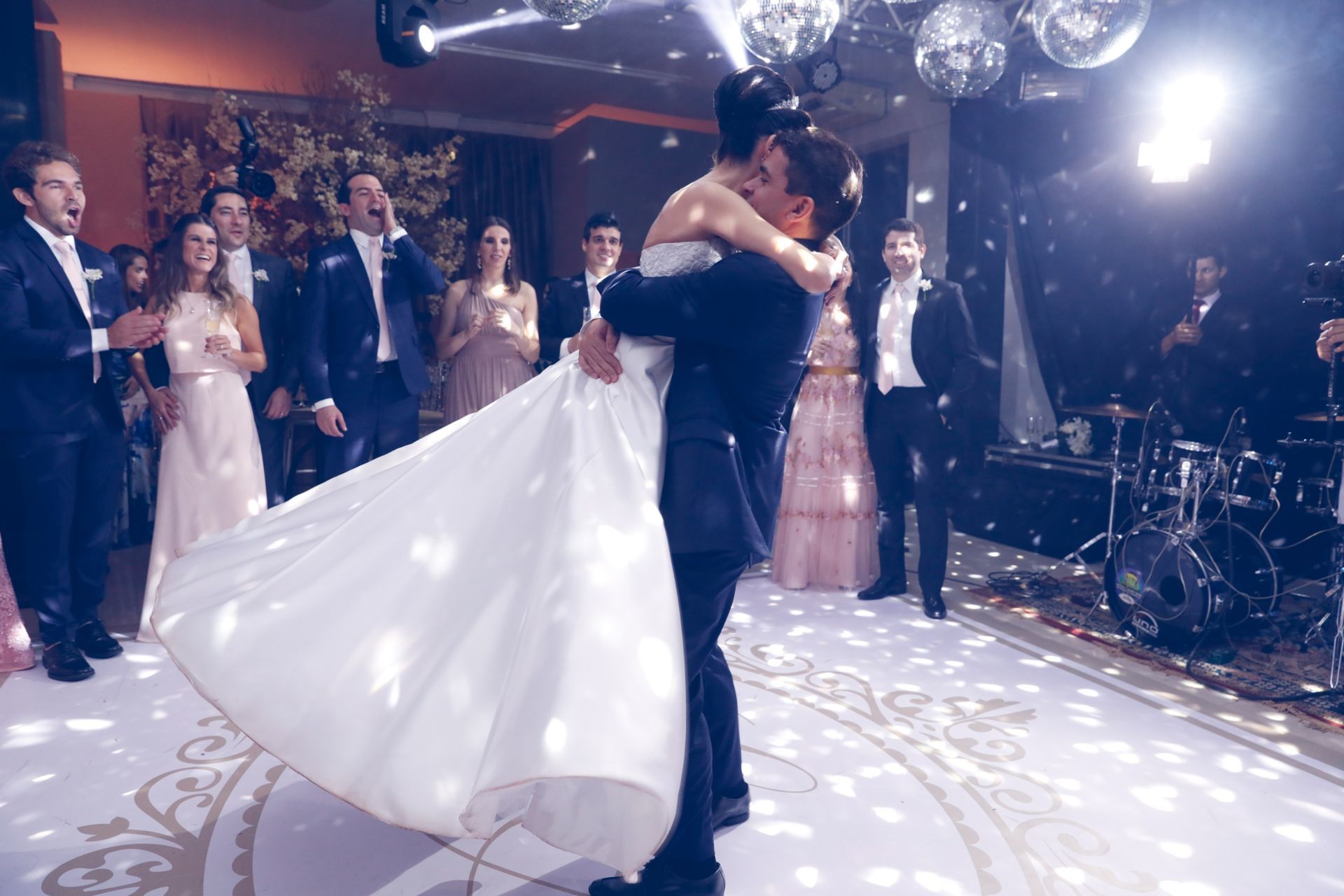 Foto Casamento Eliza e Adriano na Capela da Apae em Ituiutaba Foto Casamento Eliza e Adriano na Capela da Apae em Ituiutaba - Imagem 53