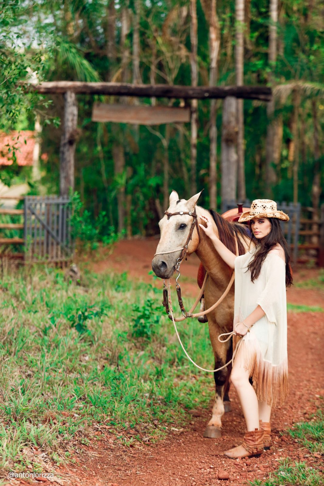 Foto Ensaio Fotográfico Ana Laura Tahan em Ituiutaba - Imagem 57