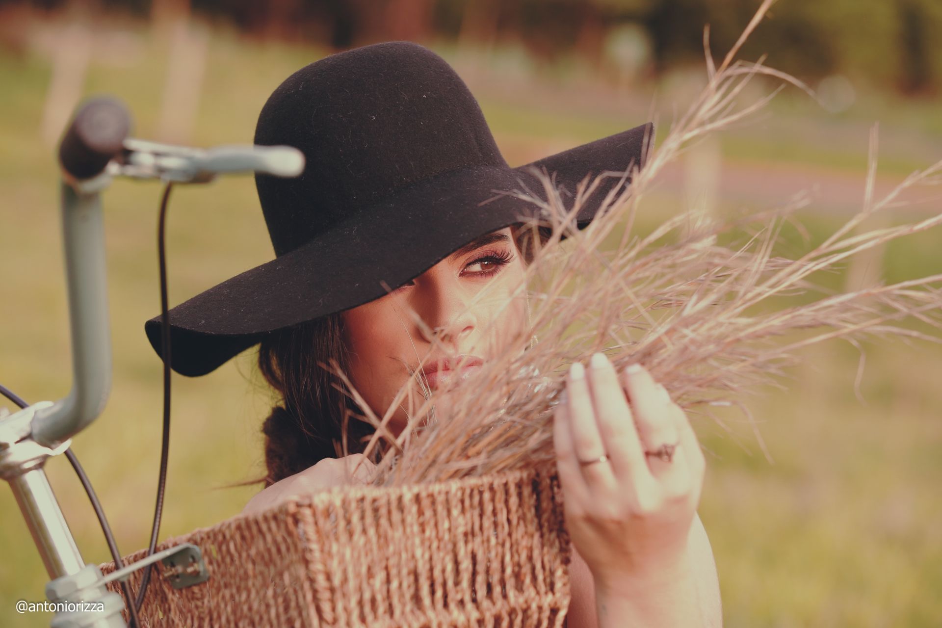 Foto Ensaio Fotográfico Ana Laura Tahan em Ituiutaba - Imagem 6