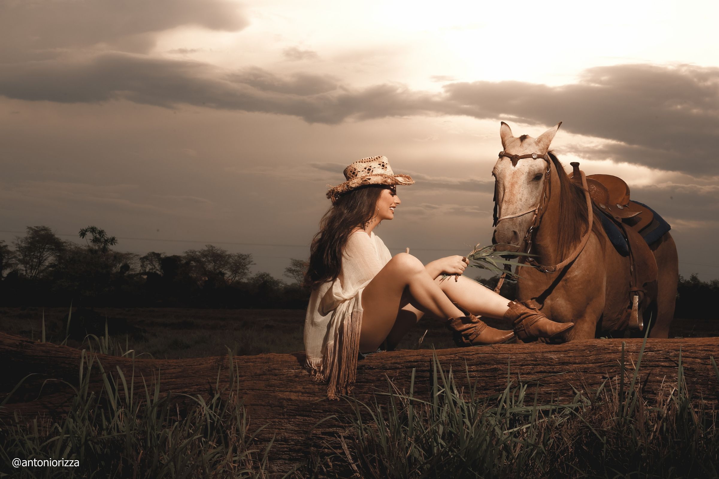 Foto Ensaio Fotográfico Ana Laura Tahan em Ituiutaba - Imagem 74