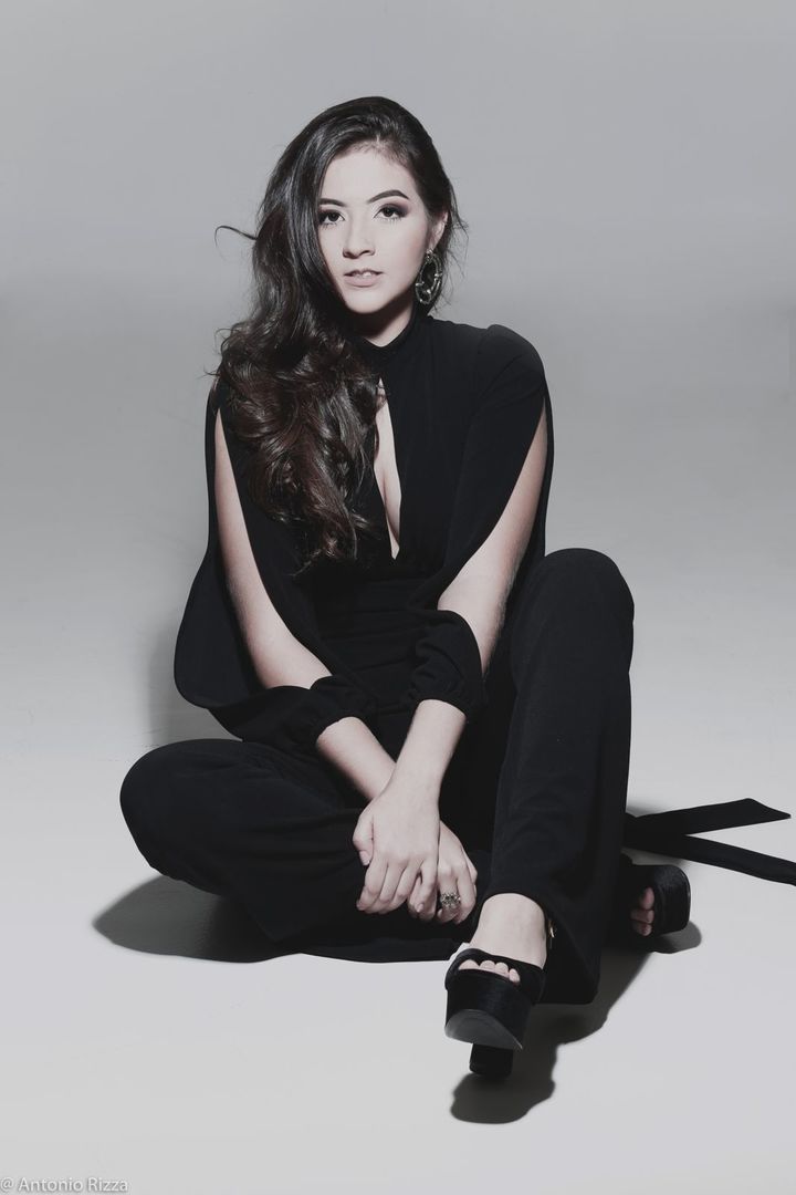 Foto O Ensaio da Linda Isabela - Imagem 64