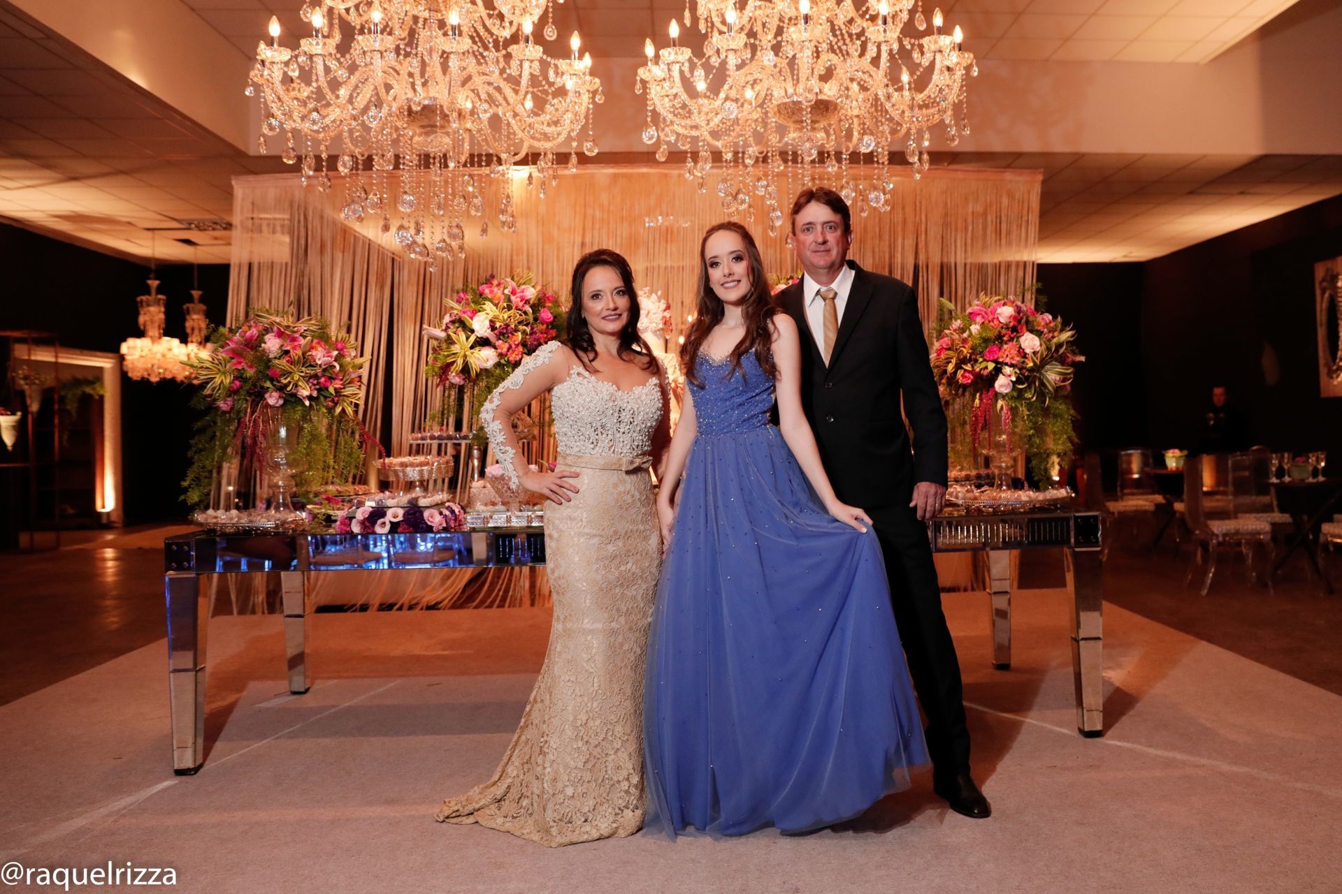 Foto 15 anos de Mariana Assis em Ituiutaba MG - Imagem 10