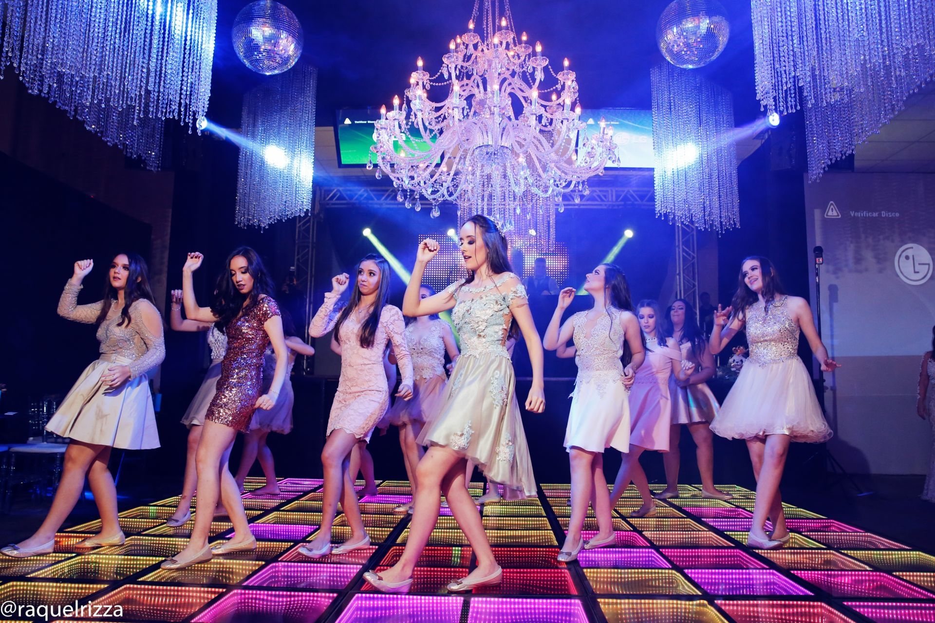 Foto 15 anos de Mariana Assis em Ituiutaba MG - Imagem 41