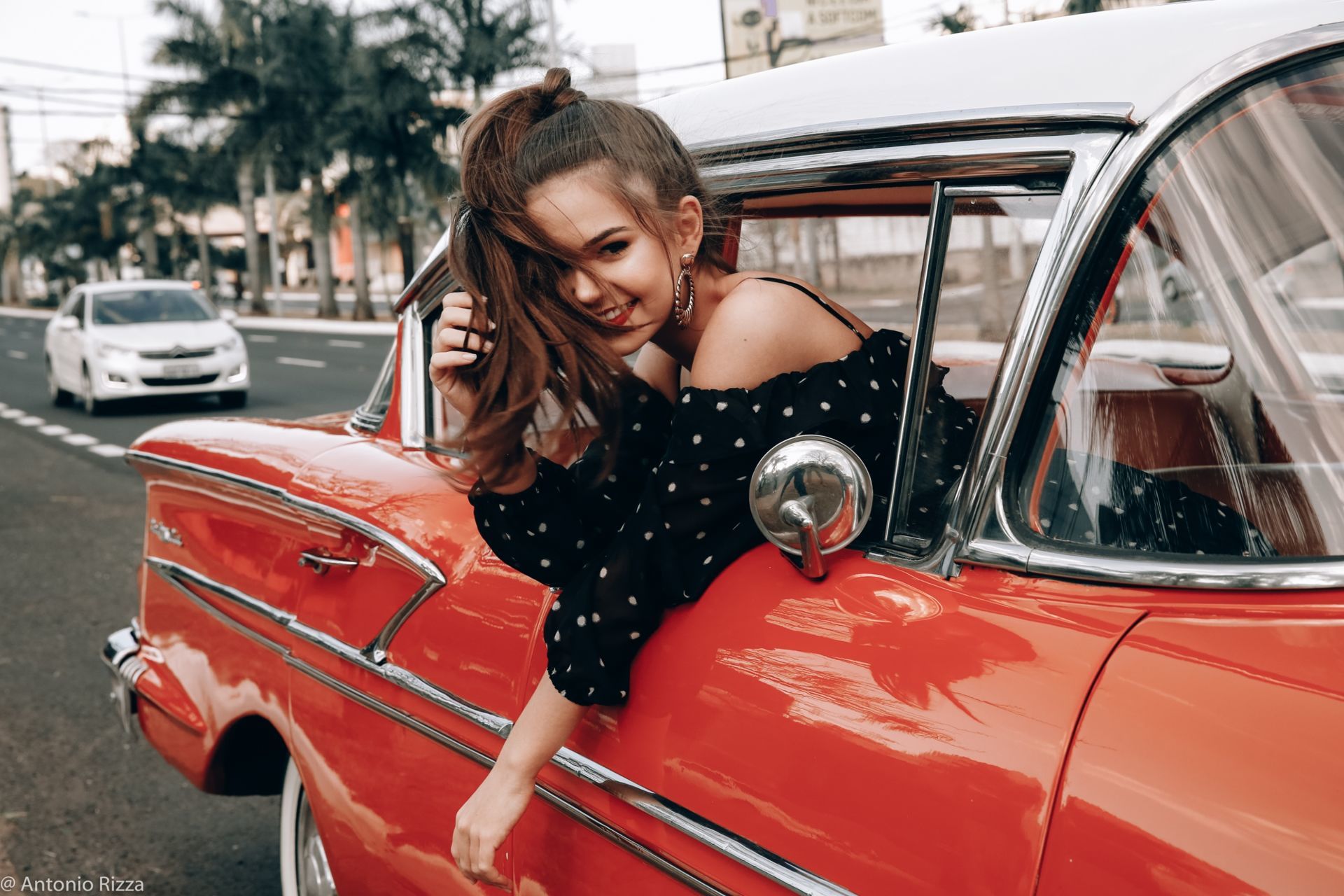 Foto Julia Sales - Imagem 2