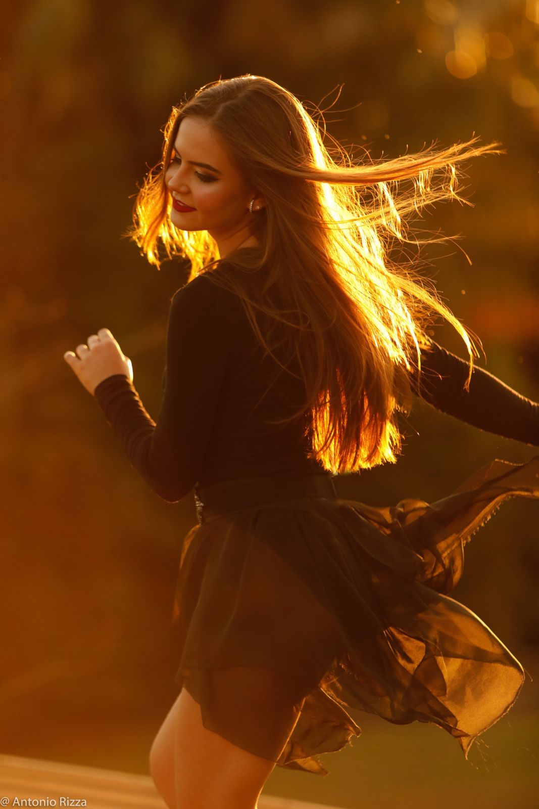 Foto Julia Sales - Imagem 0