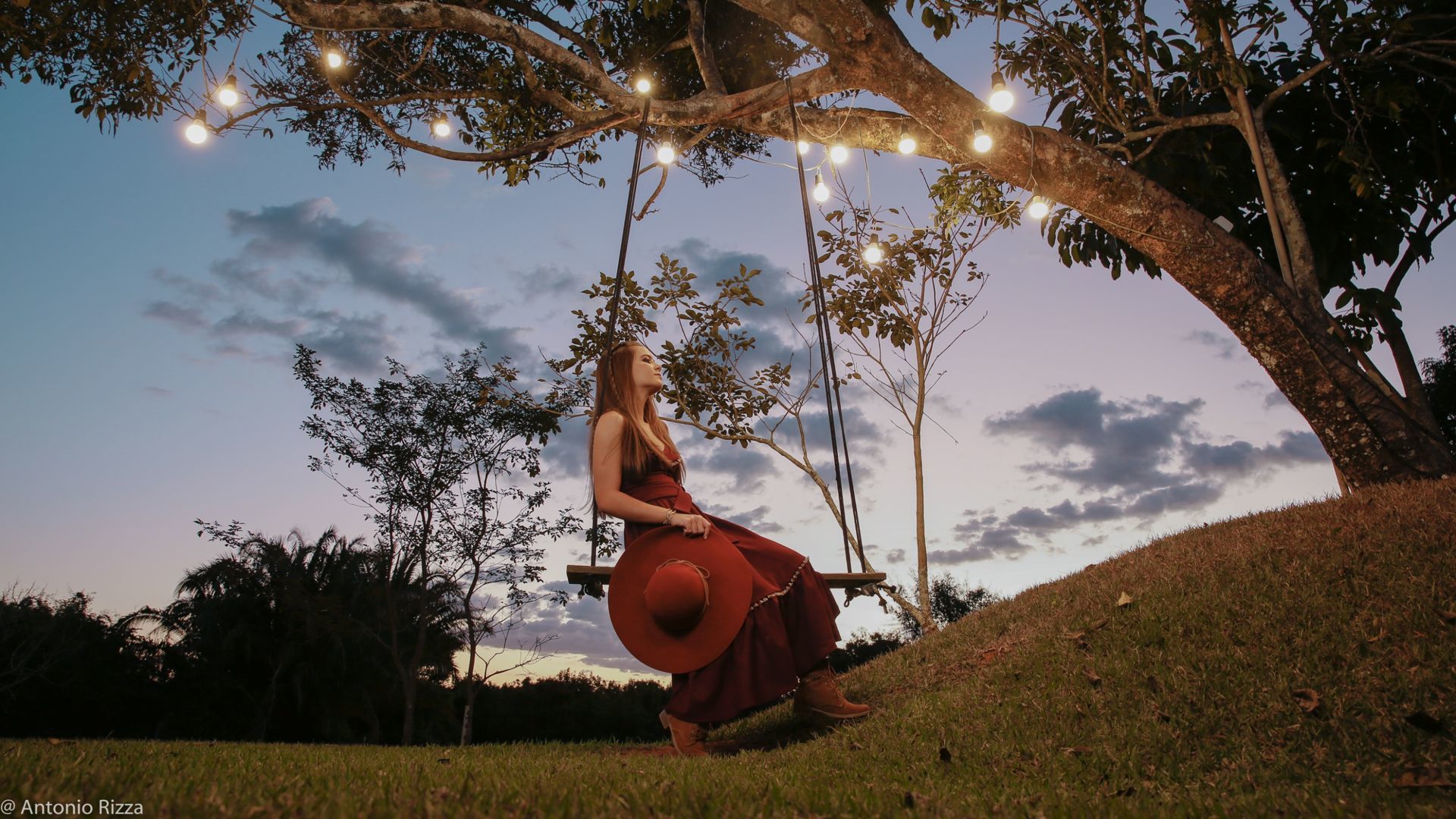 Foto Julia Sales - Imagem 6