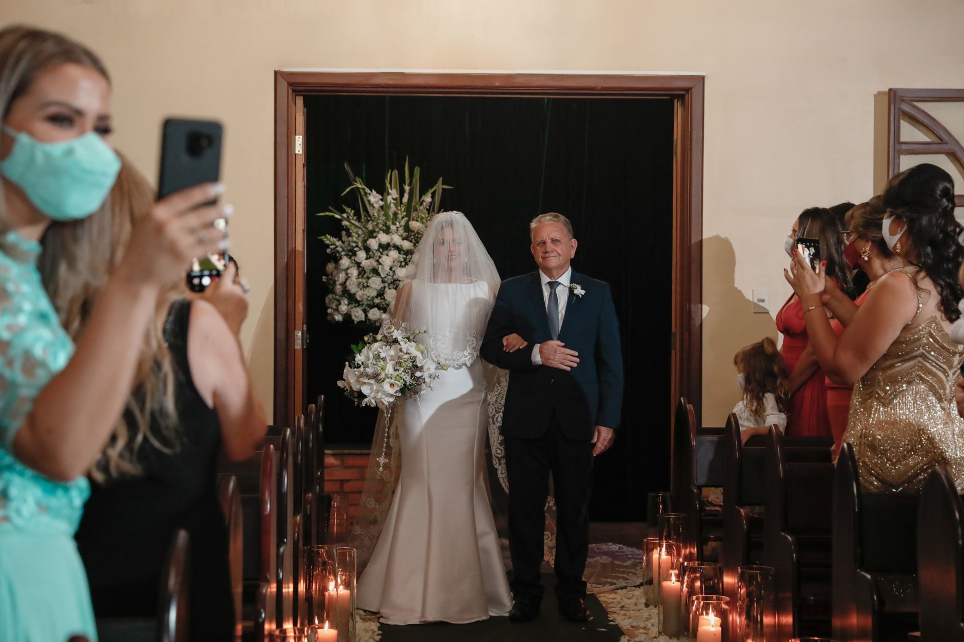 Foto Cerimonia religiosa de Lorena e Leonardo em Patos de minas - Imagem 54
