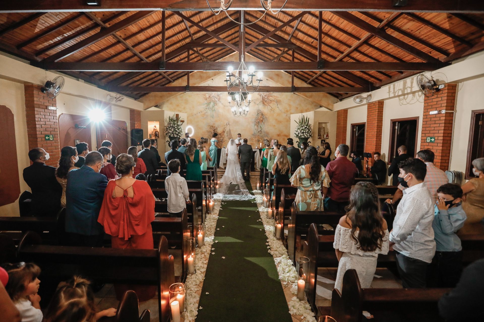 Foto Cerimonia religiosa de Lorena e Leonardo em Patos de minas - Imagem 61