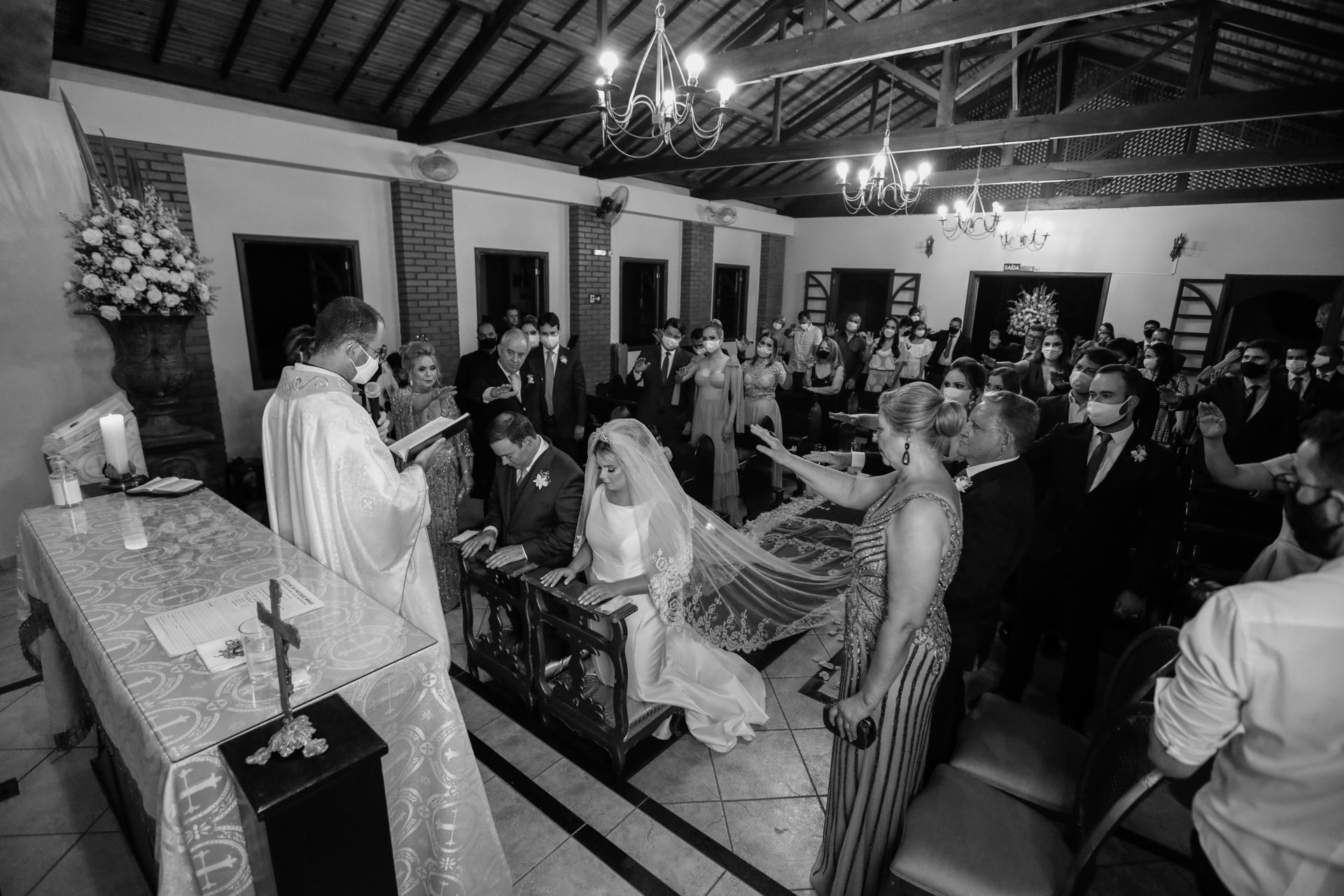 Foto Cerimonia religiosa de Lorena e Leonardo em Patos de minas - Imagem 68