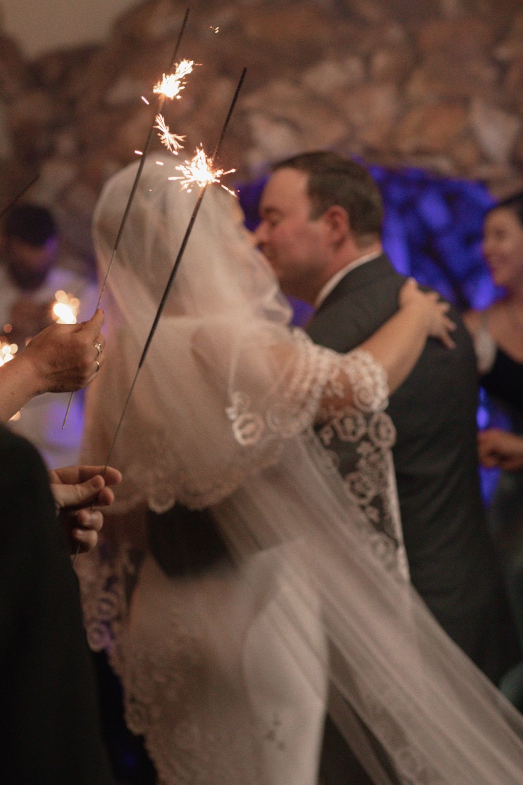 Foto Cerimonia religiosa de Lorena e Leonardo em Patos de minas - Imagem 87