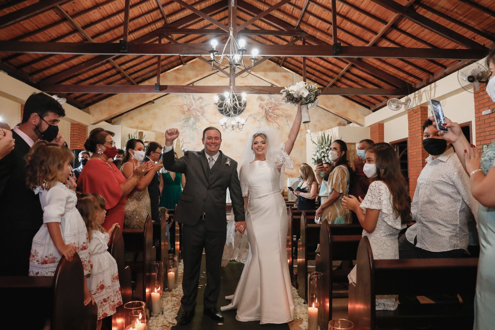 Foto Cerimonia religiosa de Lorena e Leonardo em Patos de minas - Imagem 86