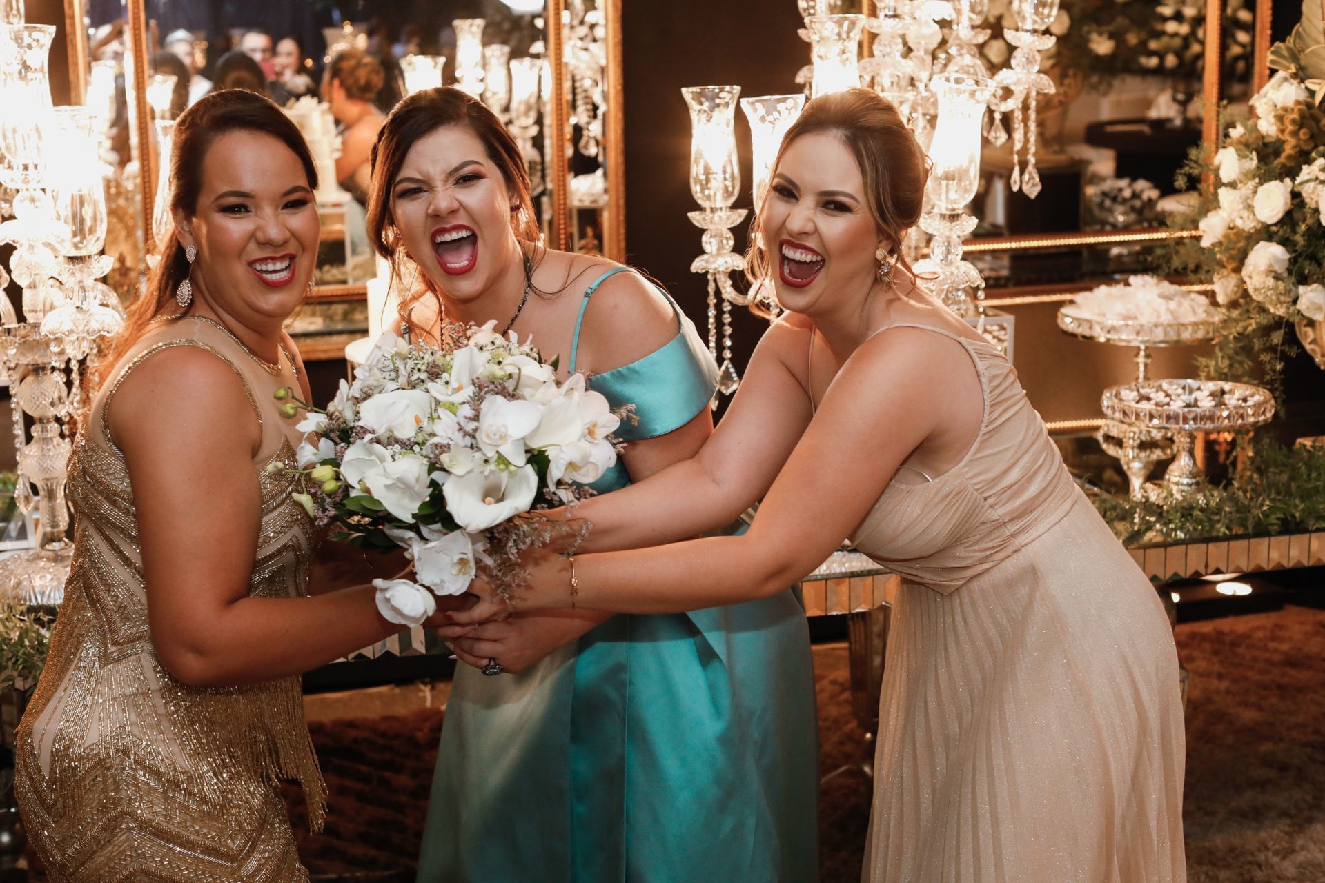 Foto Cerimonia religiosa de Lorena e Leonardo em Patos de minas - Imagem 135