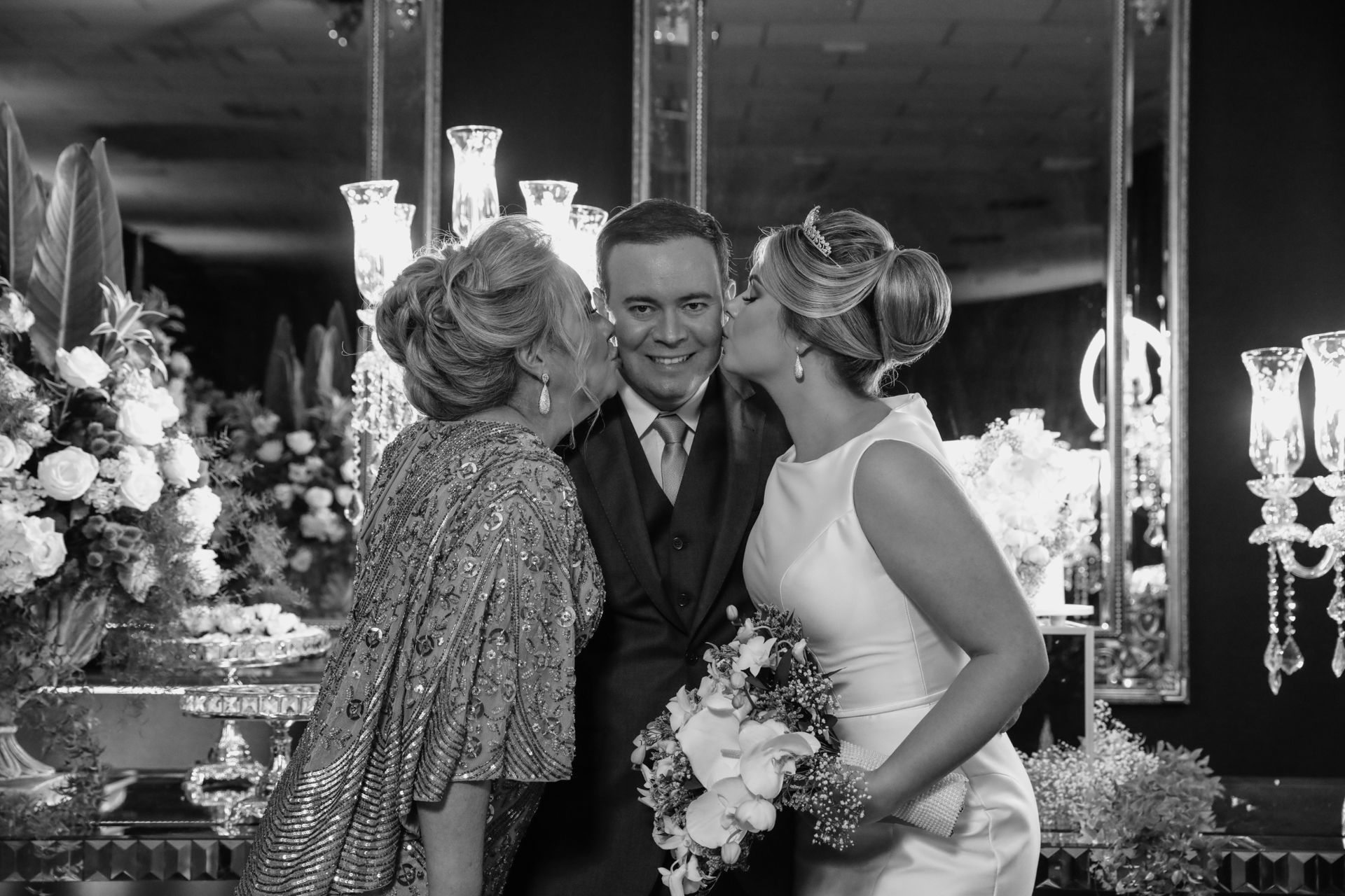 Foto Cerimonia religiosa de Lorena e Leonardo em Patos de minas - Imagem 128