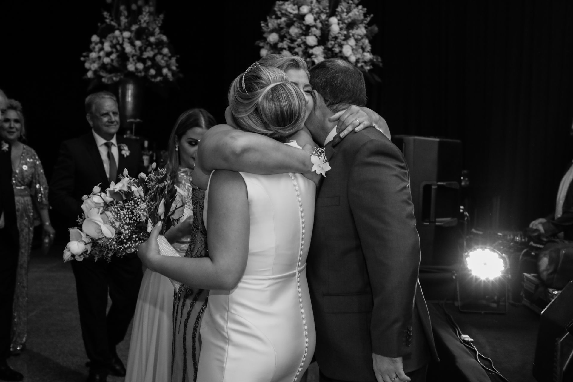 Foto Cerimonia religiosa de Lorena e Leonardo em Patos de minas - Imagem 115