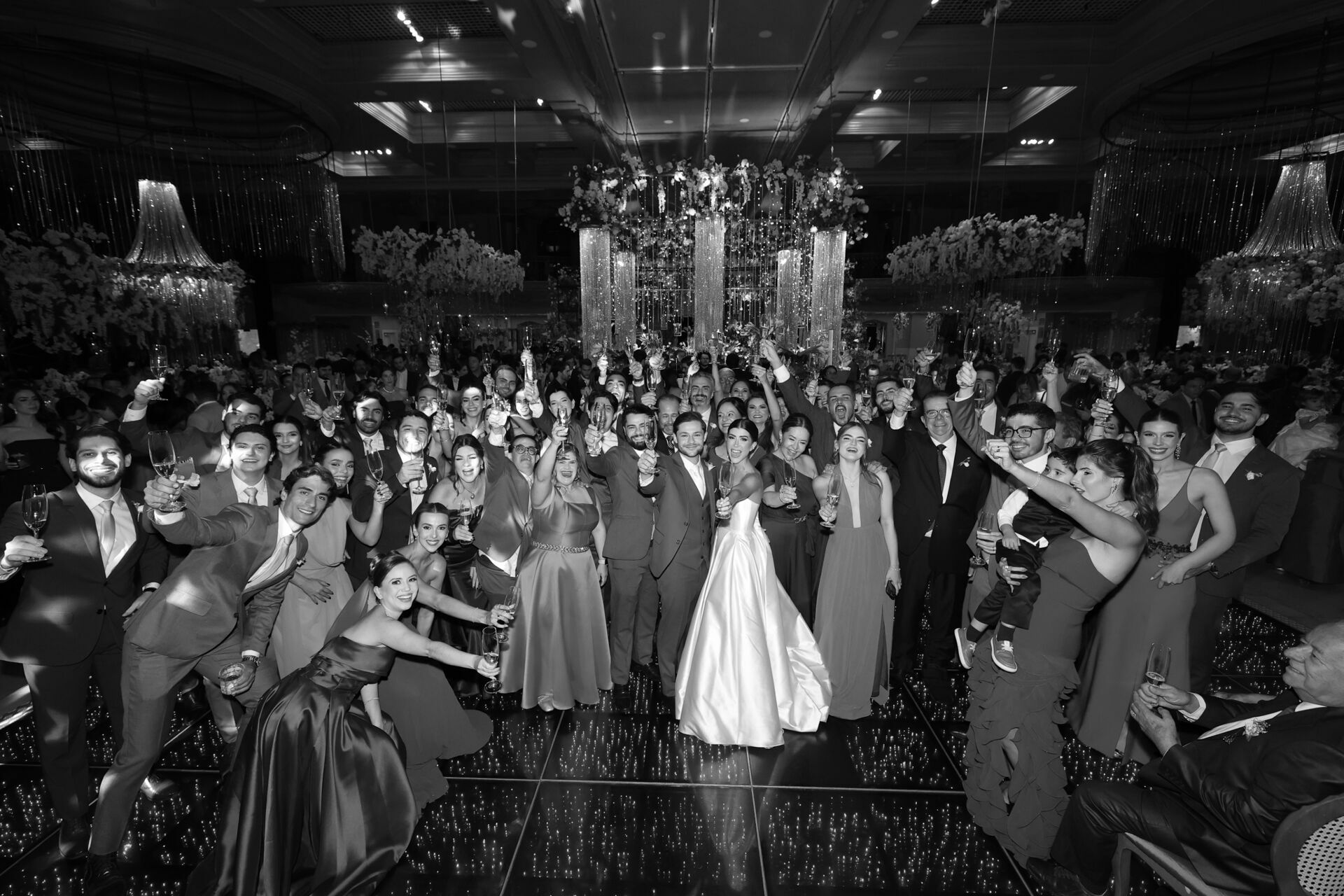 Foto CASAMENTO MARIA VITORIA E GUSTAVO Foto CASAMENTO MARIA VITORIA E GUSTAVO - Imagem 146