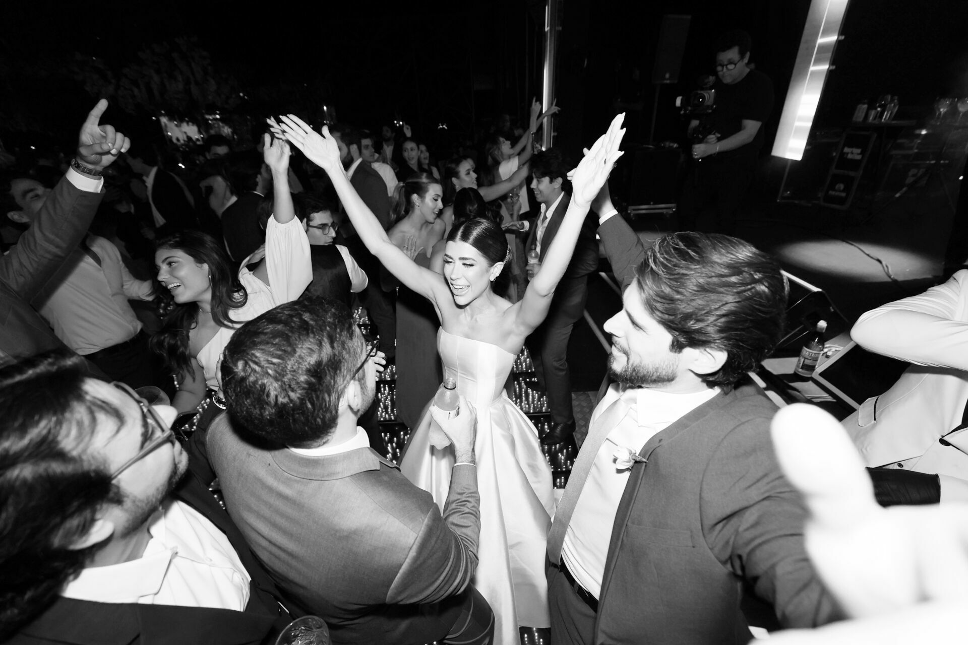 Foto CASAMENTO MARIA VITORIA E GUSTAVO - Imagem 180