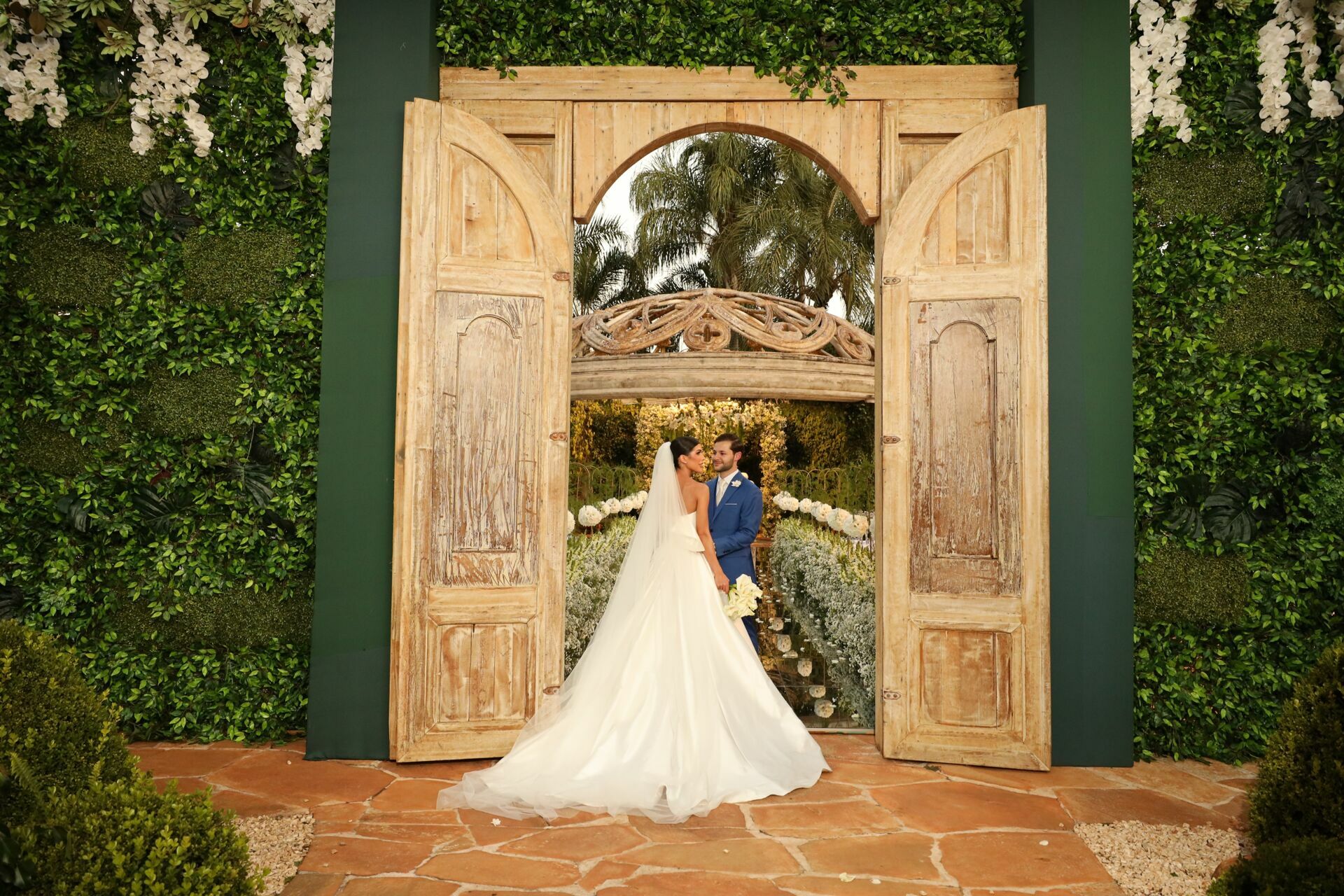 Foto CASAMENTO MARIA VITORIA E GUSTAVO Foto CASAMENTO MARIA VITORIA E GUSTAVO - Imagem 102