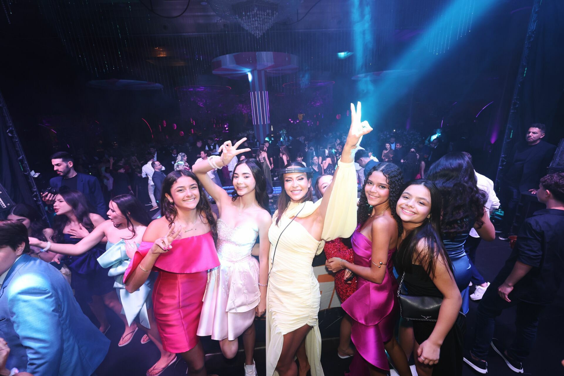 Foto 15 ANOS BARBARA ABIB - UM SONHO - Imagem 87