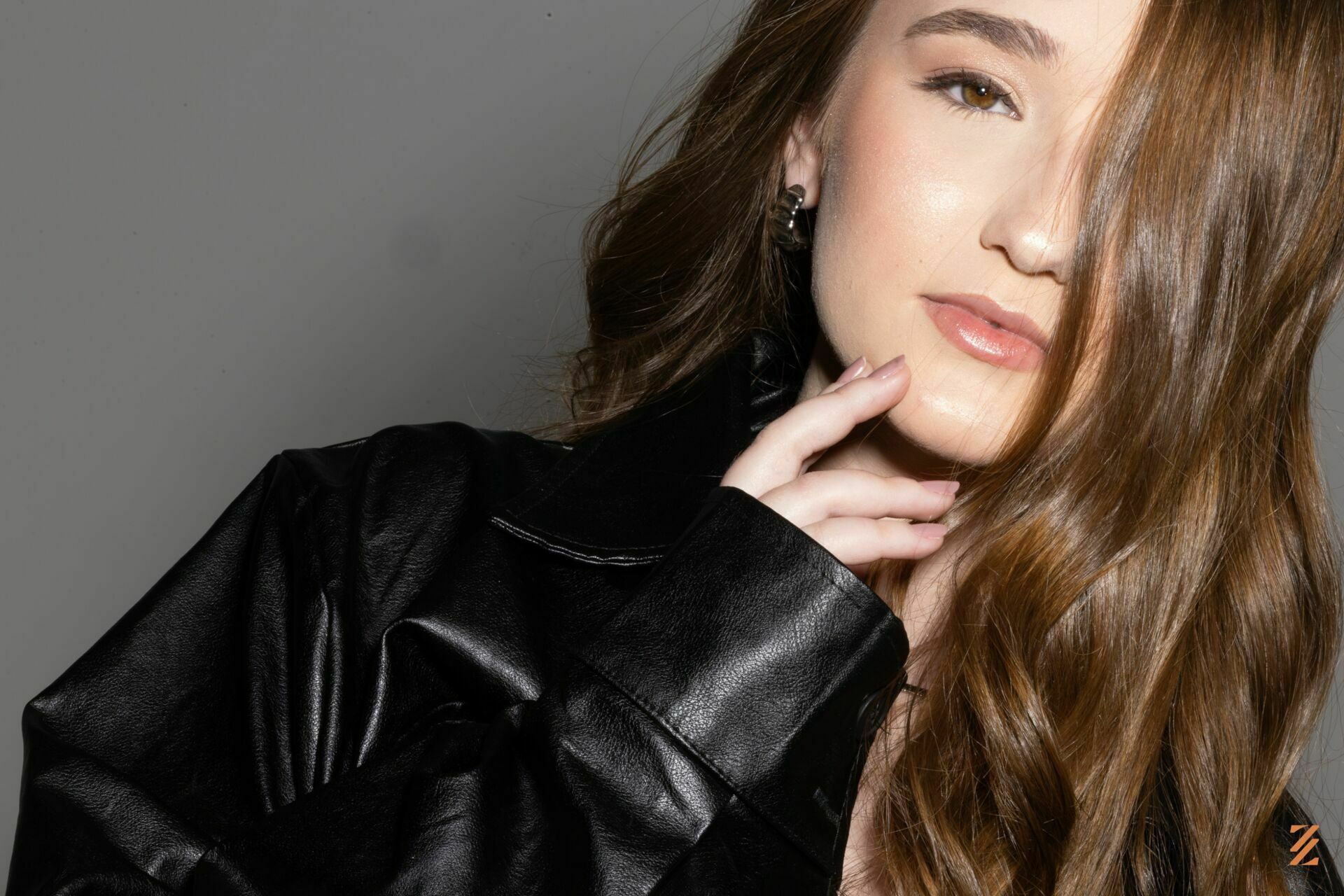 Ana Cecilia - 18 anos