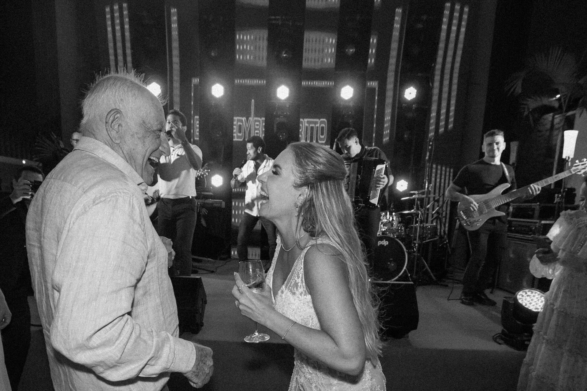 Foto 25 anos de Amor - Patricia e Rodolfo Foto 25 anos de Amor - Patricia e Rodolfo - Imagem 89